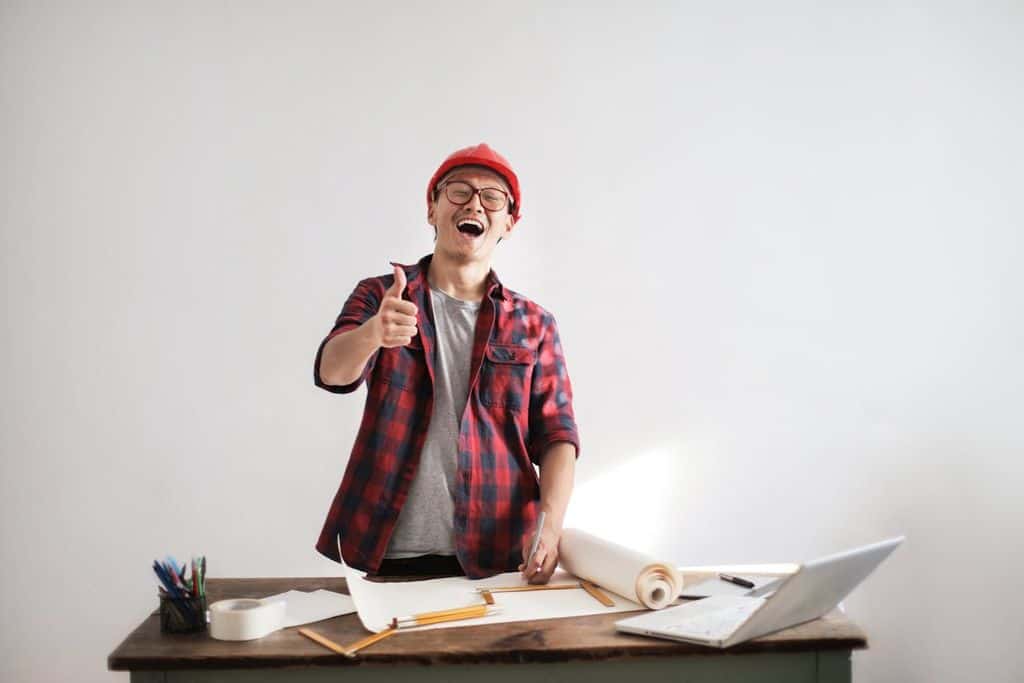 Andrea Piacquadio באתר PEXELS קבלן